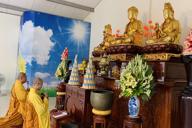 Three-Jewel Refuge Ceremony at Dong Cao Pagoda – Thanh Hoa