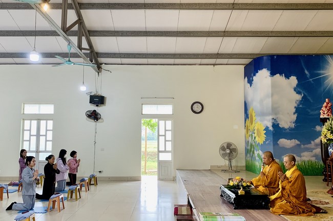 Three-Jewel Refuge Ceremony at Dong Cao Pagoda – Thanh Hoa