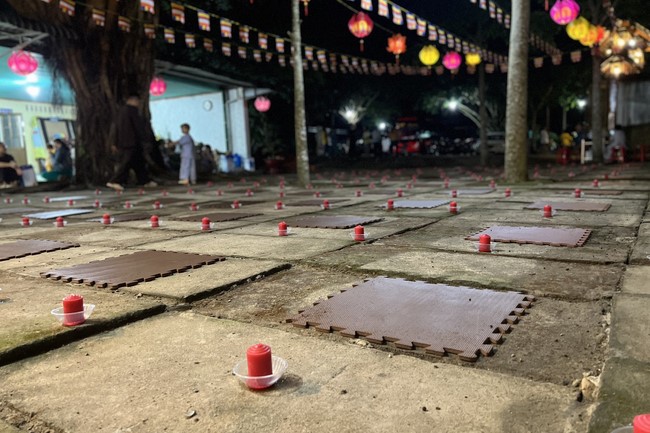 Lantern Candle Lighting Ceremony to commemorate Amitabha Buddha at Nhat Phap pagoda, Dong Nai