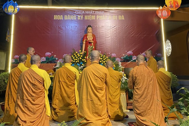 Lantern Candle Lighting Ceremony to commemorate Amitabha Buddha at Nhat Phap pagoda, Dong Nai