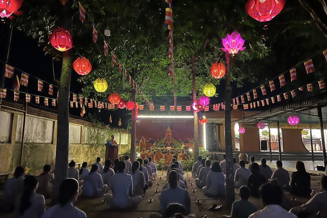 Lantern Candle Lighting Ceremony to commemorate Amitabha Buddha at Nhat Phap pagoda, Dong Nai