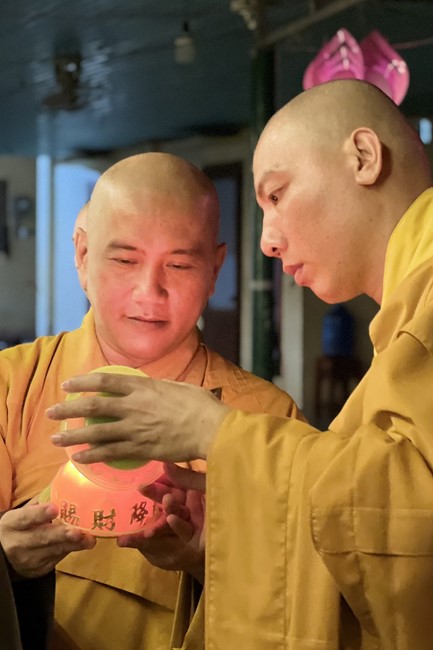 Lantern Candle Lighting Ceremony to commemorate Amitabha Buddha at Nhat Phap pagoda, Dong Nai