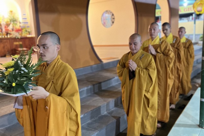 Lantern Candle Lighting Ceremony to commemorate Amitabha Buddha at Nhat Phap pagoda, Dong Nai