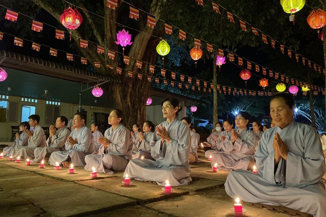 Lantern Candle Lighting Ceremony to commemorate Amitabha Buddha at Nhat Phap pagoda, Dong Nai