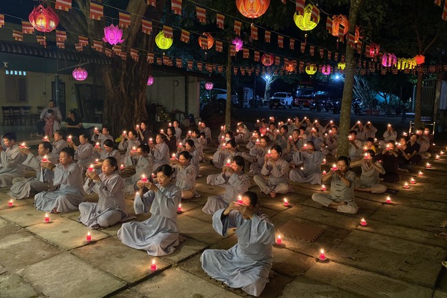 Lantern Candle Lighting Ceremony to commemorate Amitabha Buddha at Nhat Phap pagoda, Dong Nai