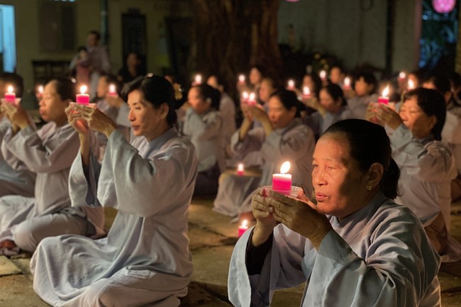 Lantern Candle Lighting Ceremony to commemorate Amitabha Buddha at Nhat Phap pagoda, Dong Nai