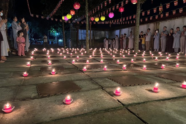 Lantern Candle Lighting Ceremony to commemorate Amitabha Buddha at Nhat Phap pagoda, Dong Nai