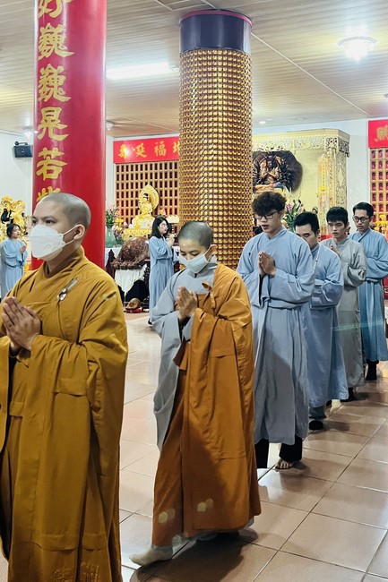 Candle Lighting Ritual to commemorate Amitabha’s Buddha at Ling Yin Temple in Taiwan