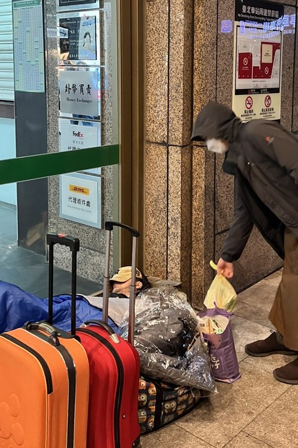 Candle Lighting Ritual to commemorate Amitabha’s Buddha at Ling Yin Temple in Taiwan