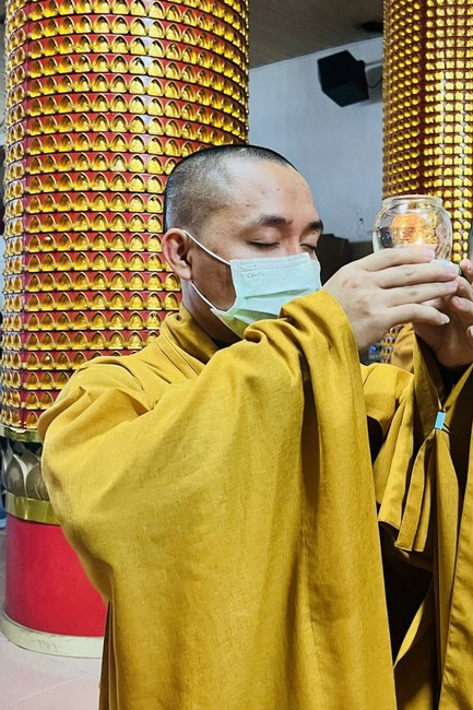 Candle Lighting Ritual to commemorate Amitabha’s Buddha at Ling Yin Temple in Taiwan