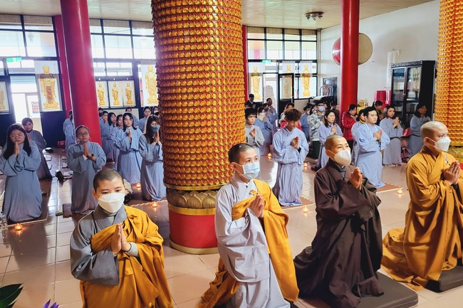 Candle Lighting Ritual to commemorate Amitabha’s Buddha at Ling Yin Temple in Taiwan