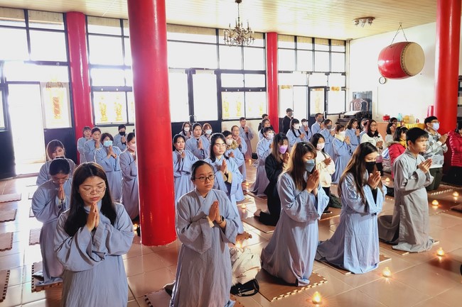 Candle Lighting Ritual to commemorate Amitabha’s Buddha at Ling Yin Temple in Taiwan