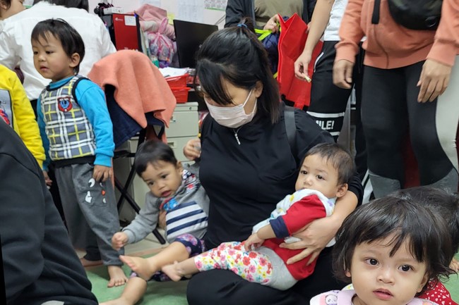 Candle Lighting Ritual to commemorate Amitabha’s Buddha at Ling Yin Temple in Taiwan