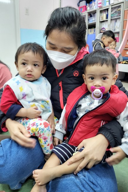 Candle Lighting Ritual to commemorate Amitabha’s Buddha at Ling Yin Temple in Taiwan