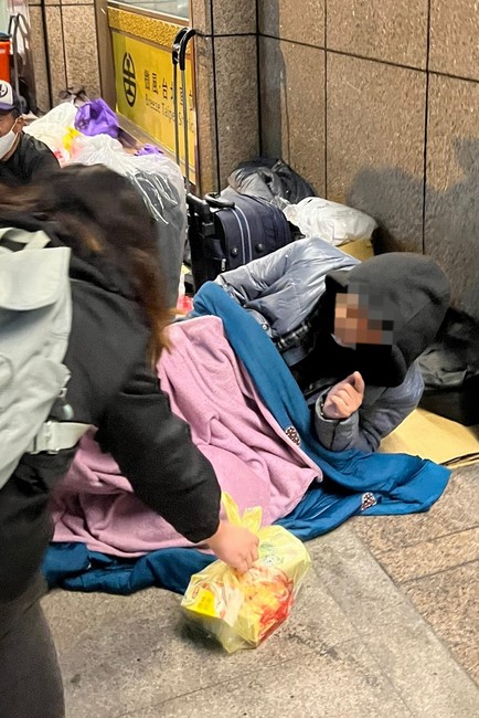 Candle Lighting Ritual to commemorate Amitabha’s Buddha at Ling Yin Temple in Taiwan