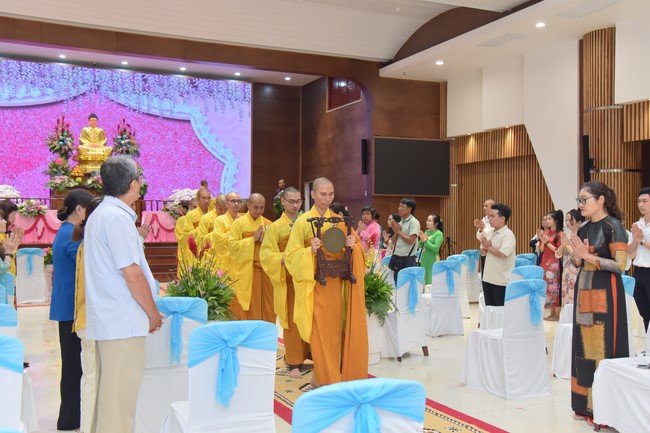 Wedding Ceremony at the pagoda