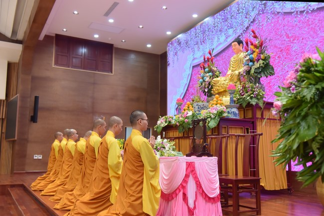 Wedding Ceremony at the pagoda