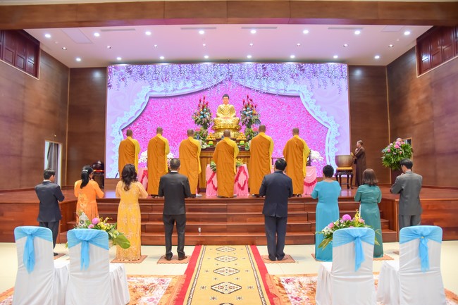Wedding Ceremony at the pagoda