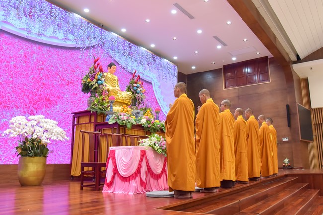 Wedding Ceremony at the pagoda