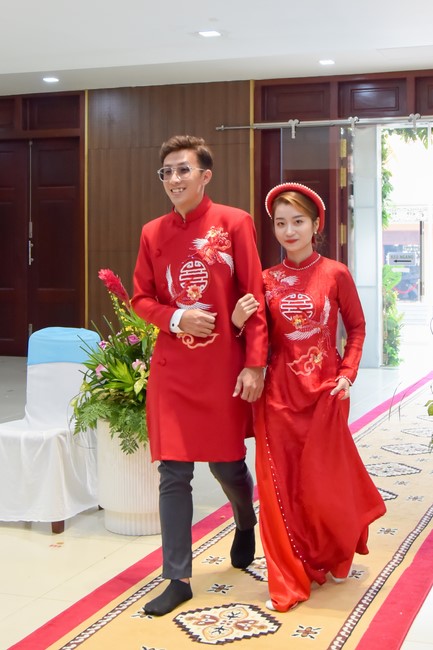 Wedding Ceremony at the pagoda