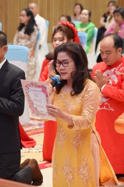 Wedding Ceremony at the pagoda