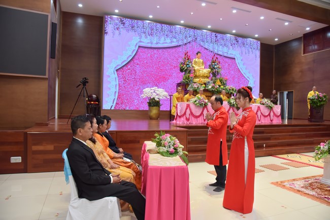 Wedding Ceremony at the pagoda