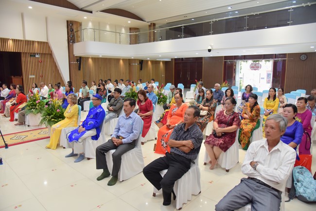 Wedding Ceremony at the pagoda