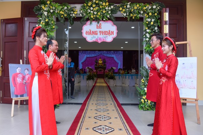 Wedding Ceremony at the pagoda