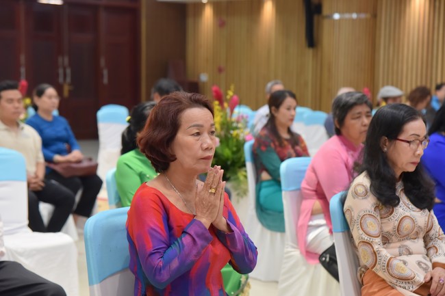 Wedding Ceremony at the pagoda