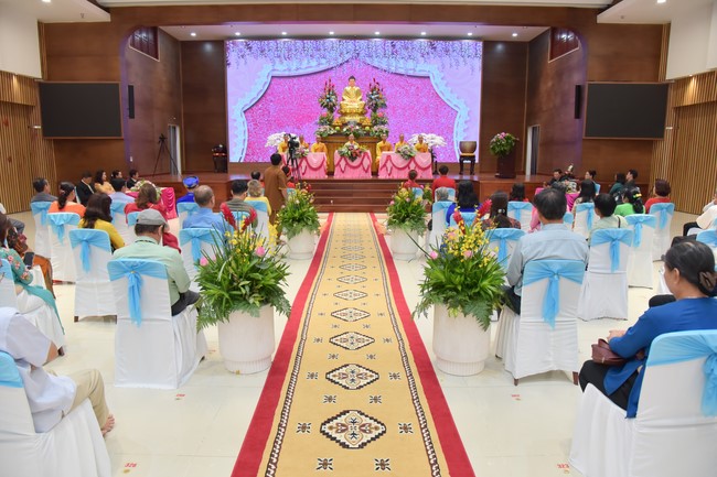 Wedding Ceremony at the pagoda