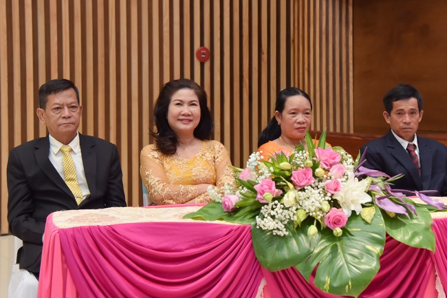 Wedding Ceremony at the pagoda