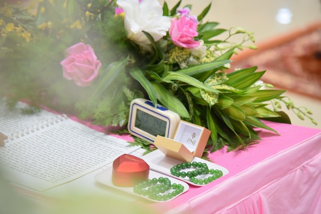 Wedding Ceremony at the pagoda