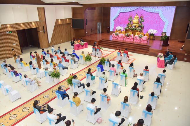 Wedding Ceremony at the pagoda
