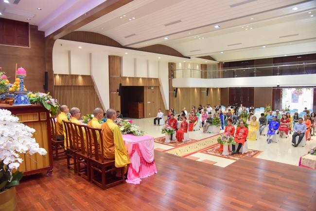 Wedding Ceremony at the pagoda