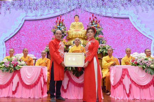 Wedding Ceremony at the pagoda