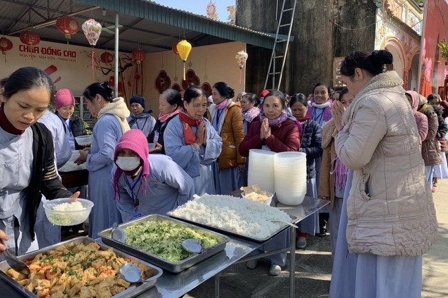 One - Day Retreat at Dong Cao pagoda