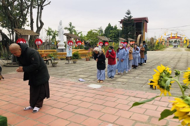 One - Day Retreat at Dong Cao pagoda