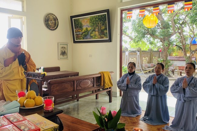 One - Day Retreat at Dong Cao pagoda