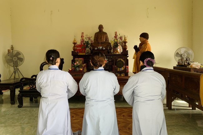 One - Day Retreat at Dong Cao pagoda