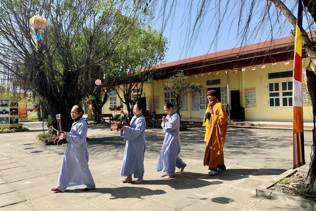 One - Day Retreat at Dong Cao pagoda