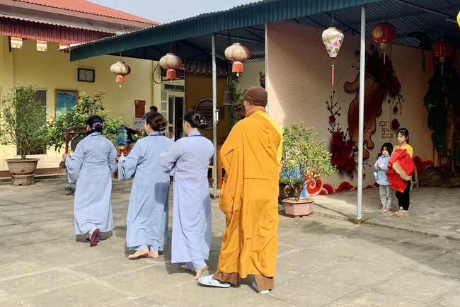 One - Day Retreat at Dong Cao pagoda