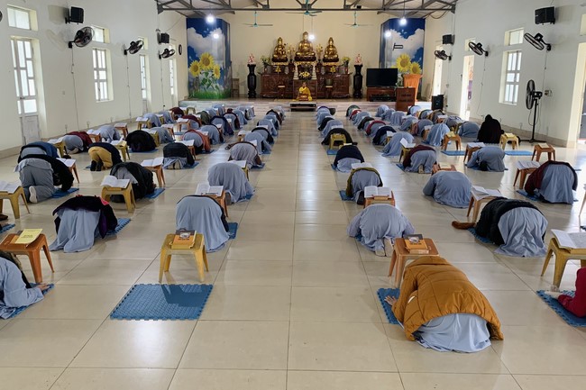 One - Day Retreat at Dong Cao pagoda