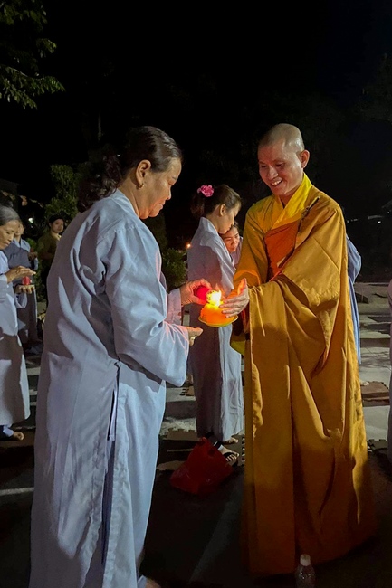 Candle Lighting Ritual to commemorate Amitabha’s Buddha at Suoi Phap Pagoda, Tay Ninh