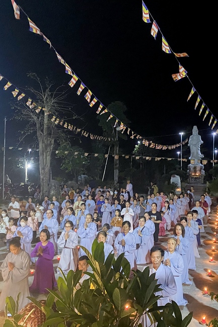 Candle Lighting Ritual to commemorate Amitabha’s Buddha at Suoi Phap Pagoda, Tay Ninh