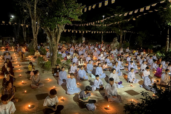 Candle Lighting Ritual to commemorate Amitabha’s Buddha at Suoi Phap Pagoda, Tay Ninh