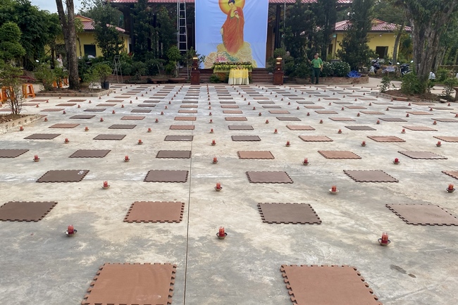 Candle Lighting Ritual to commemorate Amitabha’s Buddha at Suoi Phap Pagoda, Tay Ninh
