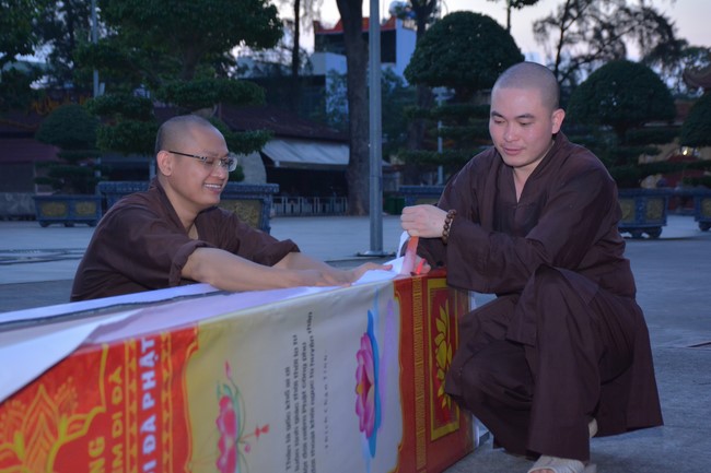 Affairs preparing for the Seven-Day Retreat and Amitabha Buddha’s Birthday anniversary (part 1)