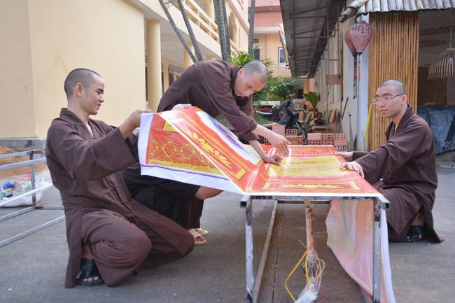 Affairs preparing for the Seven-Day Retreat and Amitabha Buddha’s Birthday anniversary (part 1)