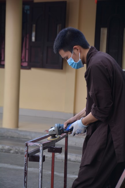 Affairs preparing for the Seven-Day Retreat and Amitabha Buddha’s Birthday anniversary (part 1)