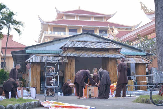 Affairs preparing for the Seven-Day Retreat and Amitabha Buddha’s Birthday anniversary (part 1)